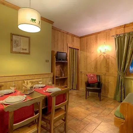Hotel Checrouit 3*