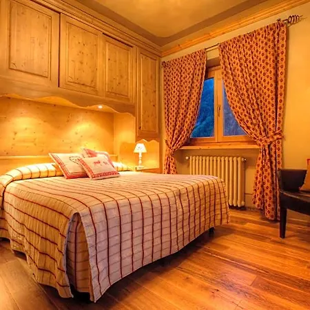 Checrouit Hotel